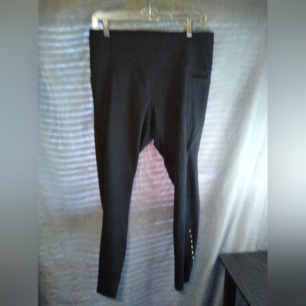 Danskin Women's Ultra High Yoga Leggings with Button Detail And Side Pockets